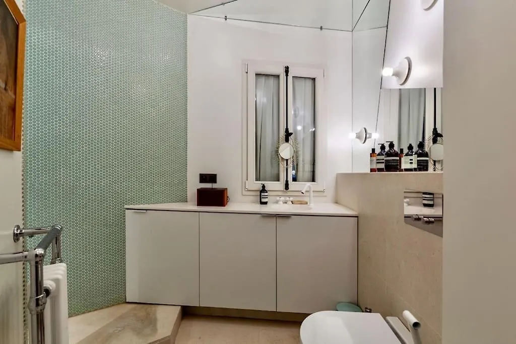 Apartmán Lux Art Deco, Voltaire Paříž